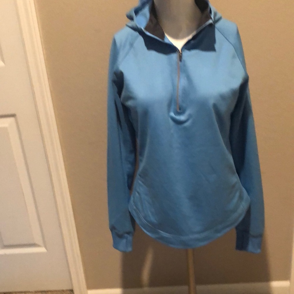 Nike Woman’s hoodie size medium‎